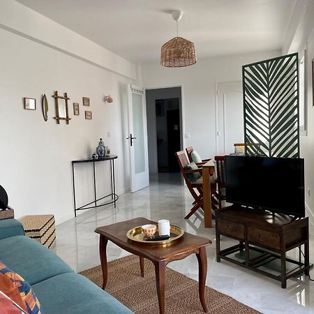 Bright Appartment With View Cagnes-sur-Mer Exteriör bild